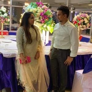 Meet your Posher, Shima